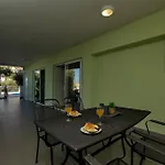 Ozzie - Private Pool - Seaview * Макарска