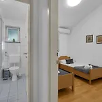 Ozzie - Private Pool - Seaview Вилла *