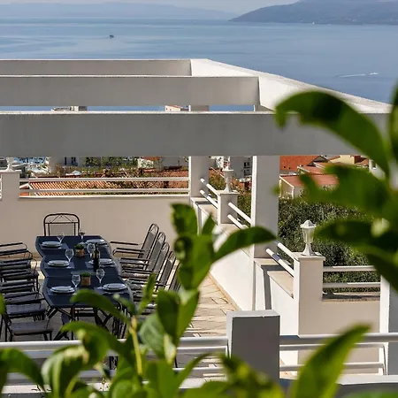 Ozzie - Private Pool - Seaview * Makarska