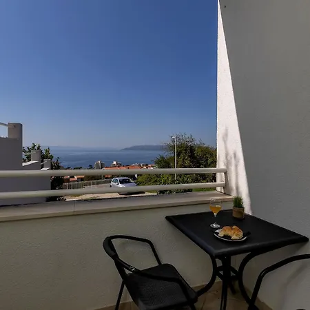 Ozzie - Private Pool - Seaview *