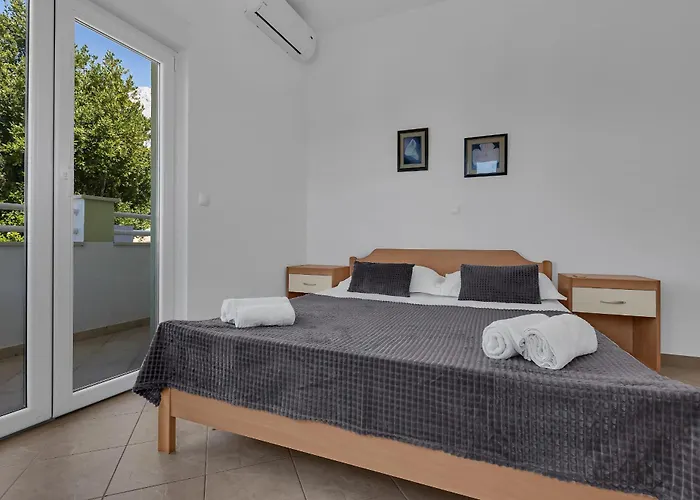 Ozzie - Private Pool - Seaview Villa *