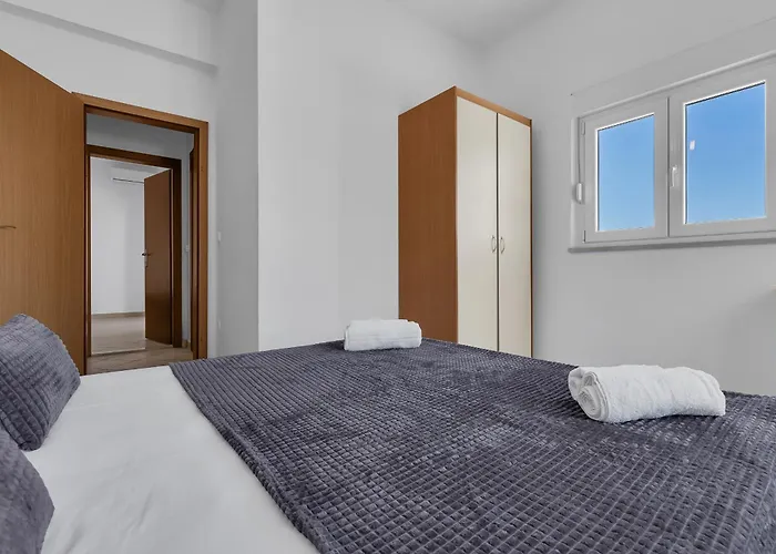 Ozzie - Private Pool - Seaview Villa *