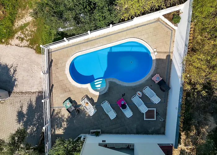 Ozzie - Private Pool - Seaview *